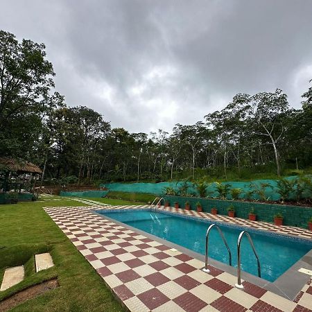 The Mallika Holidays Mananthavady Exterior photo