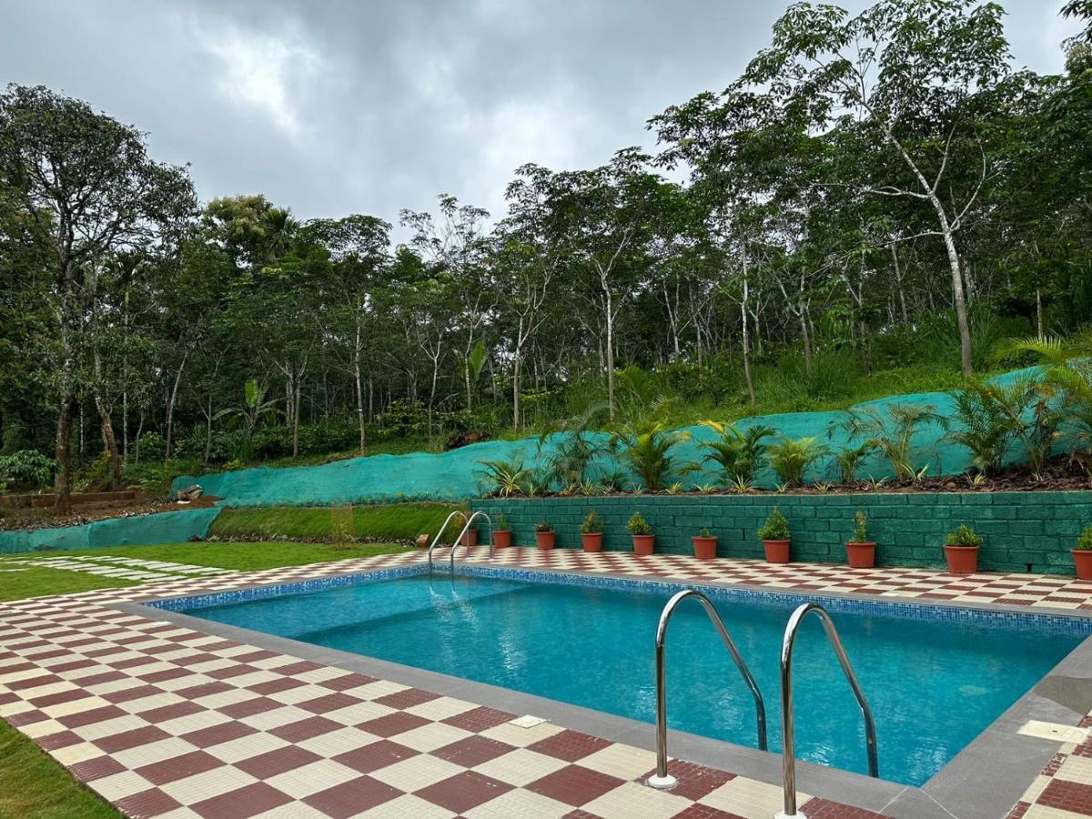The Mallika Holidays Mananthavady Exterior photo